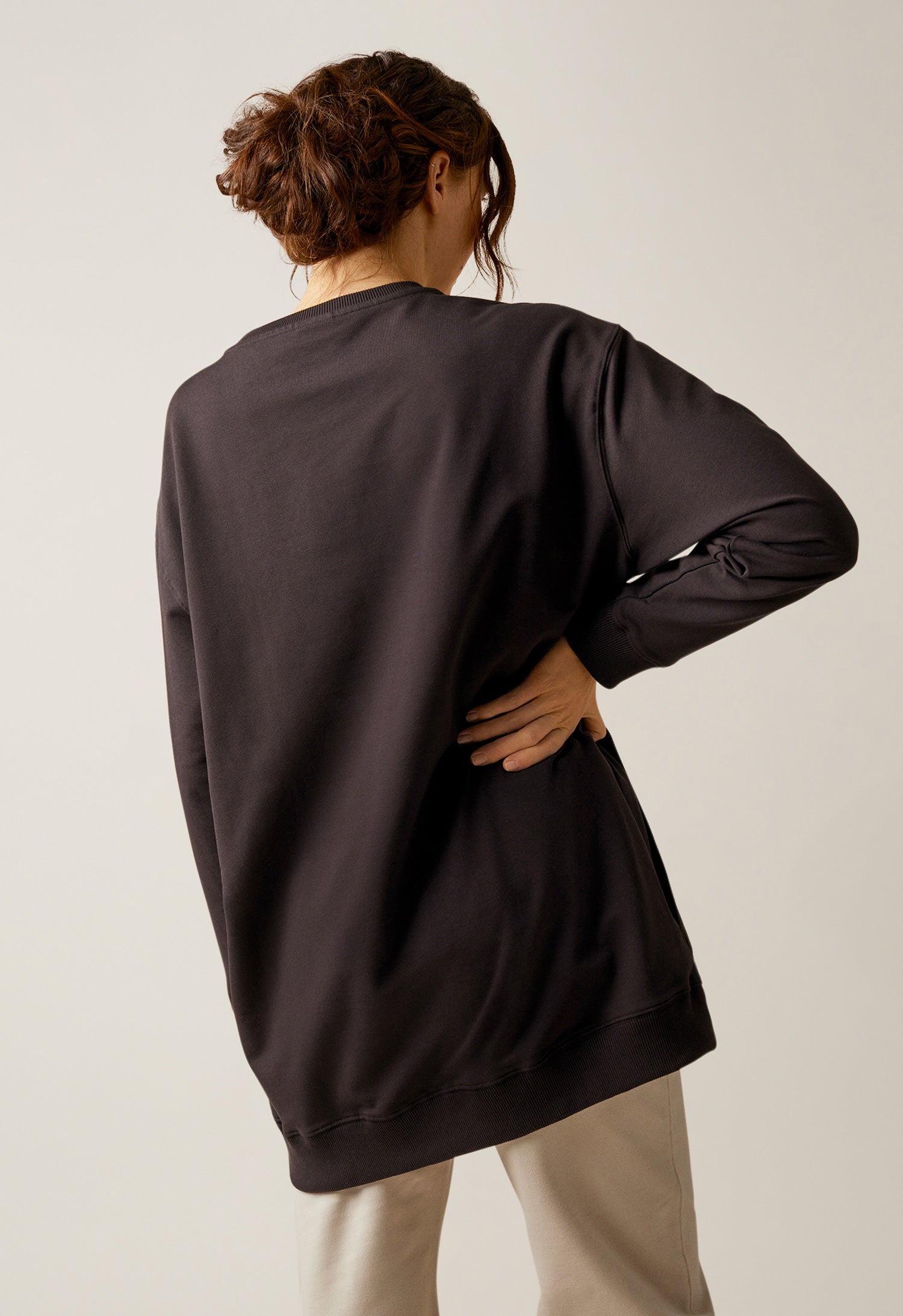 Oversized Umstandssweatshirt mit Stillfunktion - Schwarz