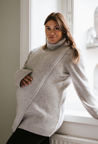 Gestrickter Stillpullover mit Rollkragen - Light Grey Melange