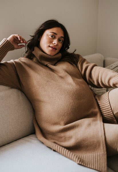Oversized Umstands- und Stillpullover - Camel